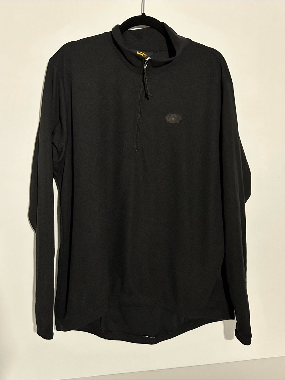 Men’s REI Thaw long sleeve 1/4 zip XL black *small flaw
